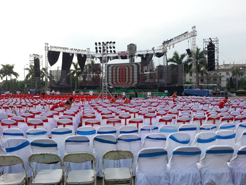 Sân vận động Hà Tĩnh, chuẩn bị sân khấu